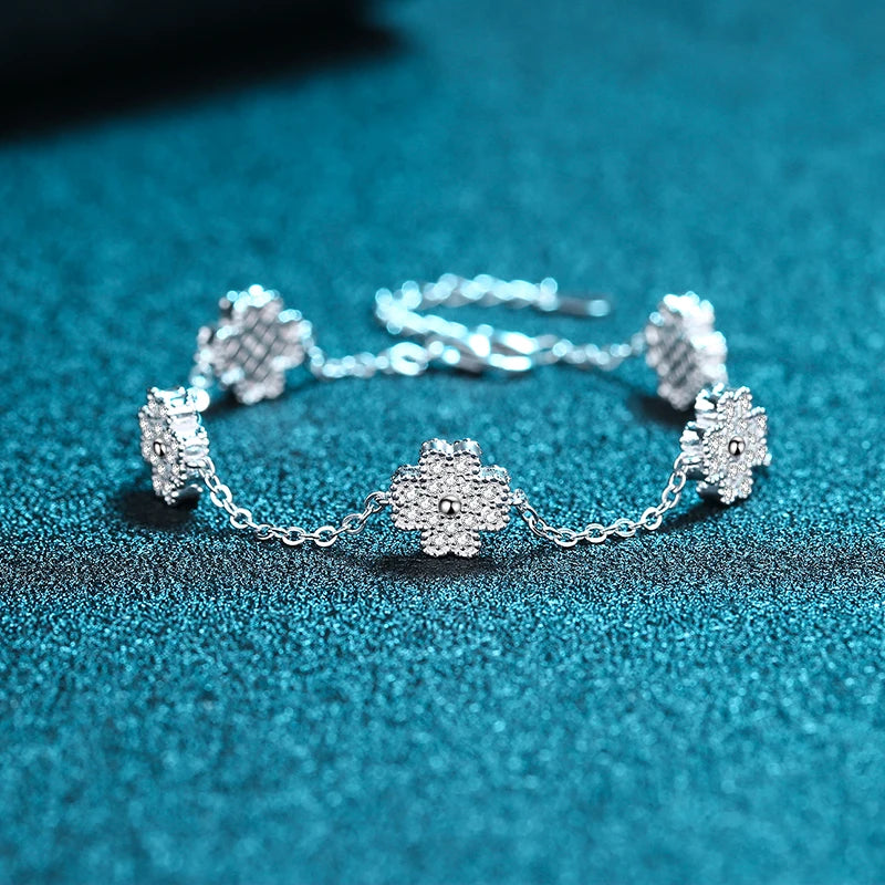 Radiant Elegance: Moissanite Silver Chain Bracelet