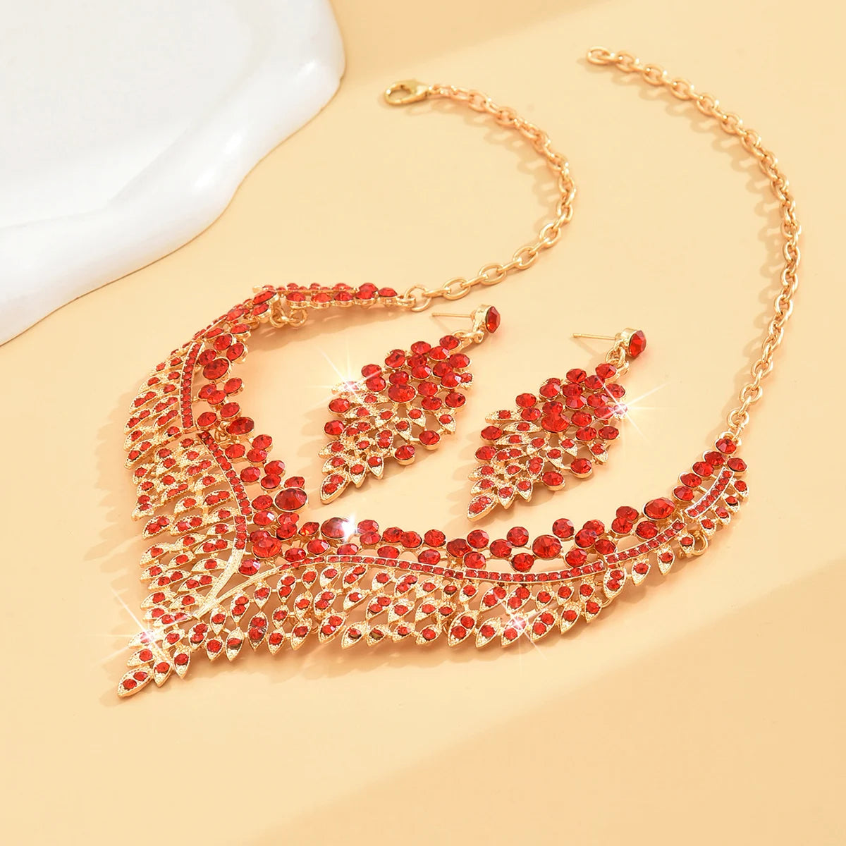 3-Piece Women’s Starry Sky Jewelry Set – Spike Leaf Necklace & Earrings Set