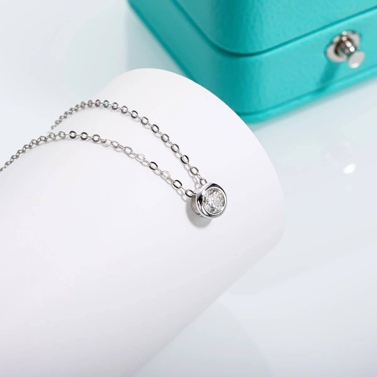 D-Color Moissanite Pendant Necklace in 18K White Gold Plated 925 Sterling Silver
