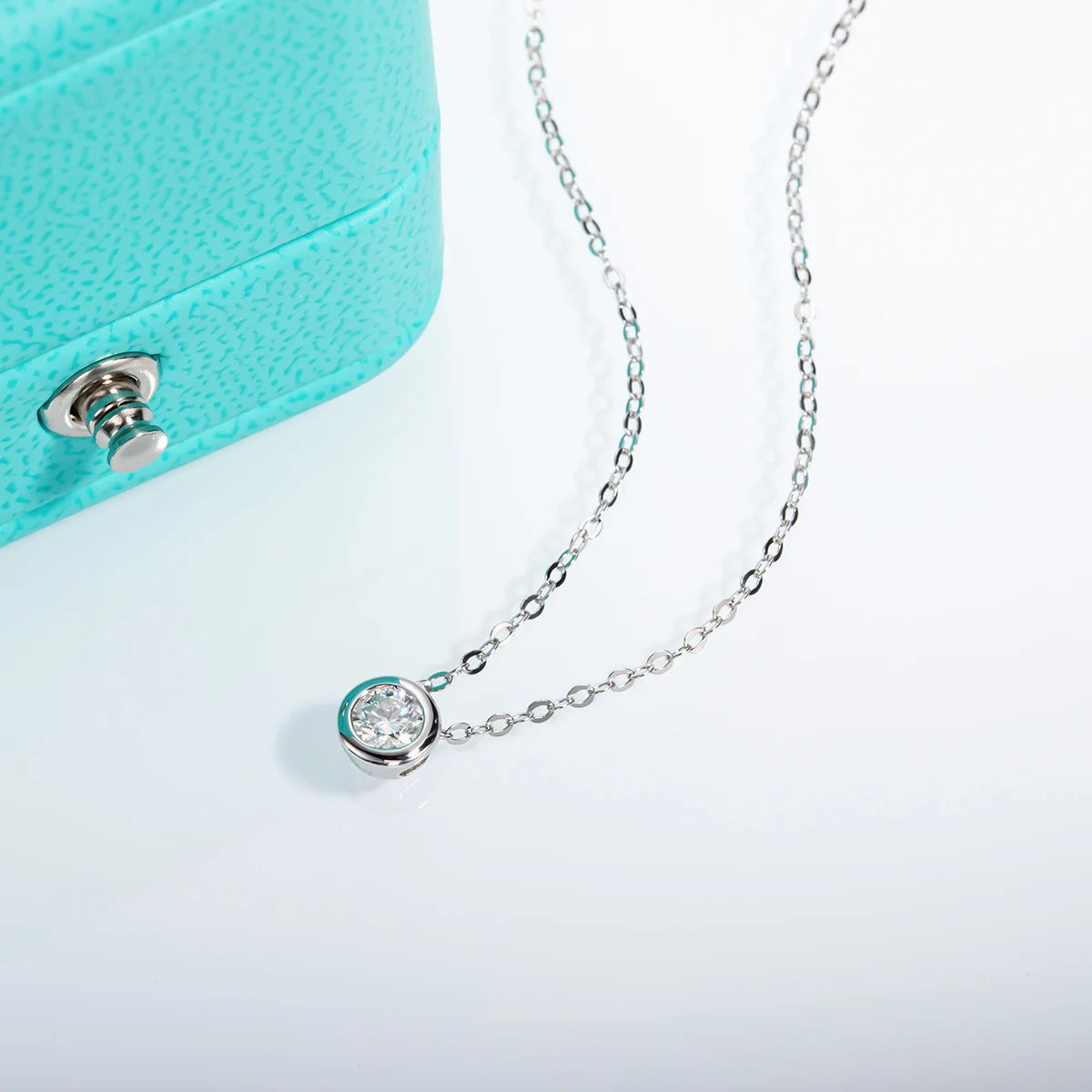 D-Color Moissanite Pendant Necklace in 18K White Gold Plated 925 Sterling Silver